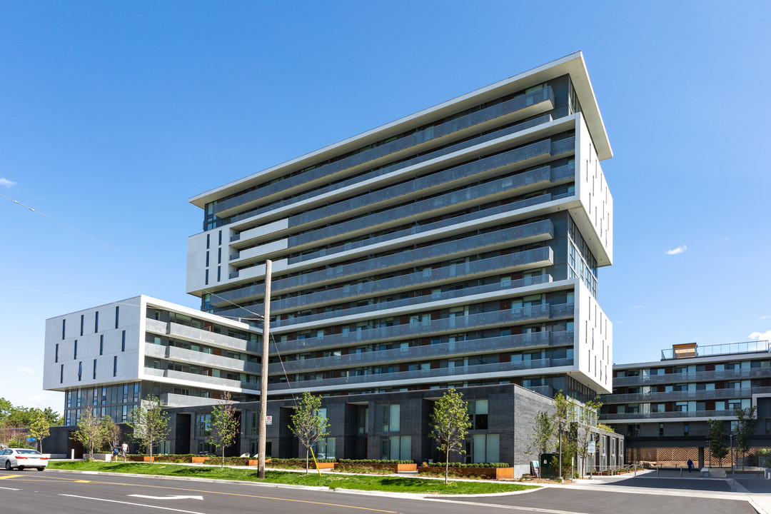 The Yorkdale in Toronto, ON - Building Photo