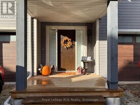 13 Port Rd in Collingwood, ON - Building Photo