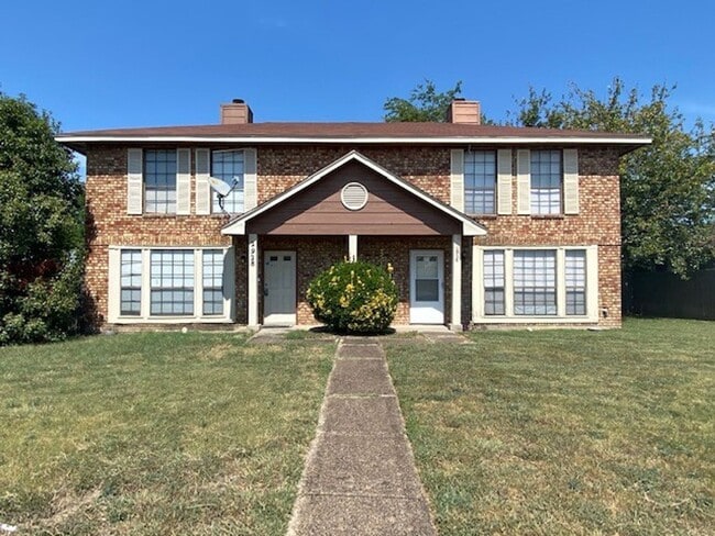 property at 2928 Stonycroft Dr