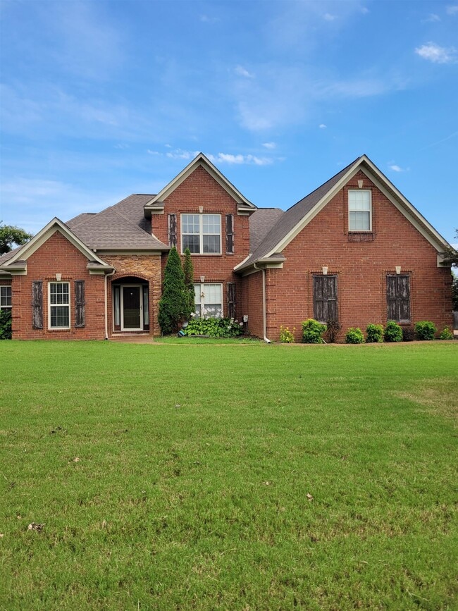 property at 37 Christmas Dr