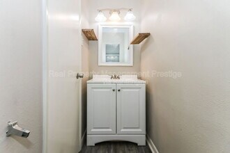 517 N Linden Dr in Texas City, TX - Building Photo - Building Photo