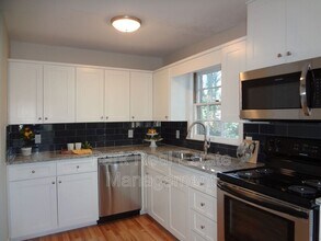 218 Ransom St in Chapel Hill, NC - Building Photo - Building Photo