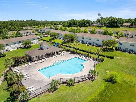 711 Majestic Dr in Crestview, FL - Building Photo - Building Photo