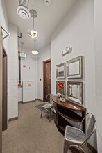 2101 Larimer St in Denver, CO - Building Photo - Building Photo