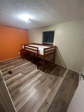 11384 Oakwood Dr in Plantersville, TX - Building Photo - Building Photo