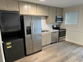 2501 Redwood Ct in Albany, GA - Building Photo