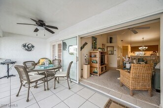 1325 Mainsail Dr in Naples, FL - Building Photo - Building Photo