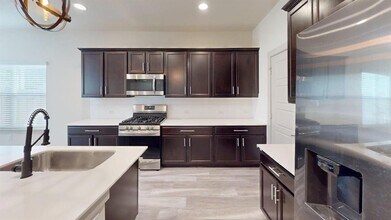 10502 Deaton Ln in Austin, TX - Building Photo - Building Photo