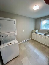 98 Larkhall St in St John's, NL - Building Photo - Building Photo