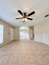 402 Kensington Lake Cir in Brandon, FL - Building Photo - Building Photo