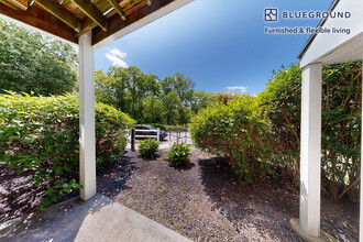 1 Arboretum Way in Burlington, MA - Building Photo - Building Photo