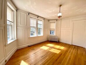 74 Babcock St in Brookline, MA - Building Photo - Building Photo