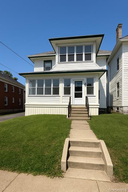 102 ,Unit 1 Ave in Poughkeepsie, NY - Building Photo
