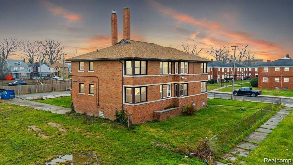2017 Burlingame St in Detroit, MI - Building Photo