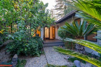140 Vía De Tesoros in Los Gatos, CA - Building Photo - Building Photo