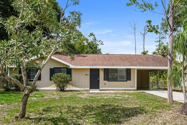 property at 2912 Crane Ave