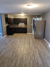 8109 Penway St in Indianapolis, IN - Building Photo - Building Photo