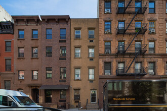 216 E 13th St in New York, NY - Building Photo - Building Photo