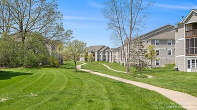 1328 Heatherwood Ln in Ann Arbor, MI - Building Photo - Building Photo