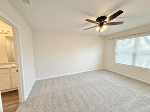 4410 Tiger Oak Ct in Pace, FL - Building Photo - Building Photo