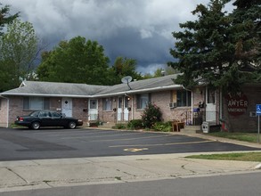 39 Sawyer Ave in Lancaster, NY - Foto de edificio - Building Photo