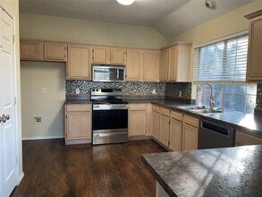 7901 Old Hickory Dr in Fort Worth, TX - Building Photo - Building Photo