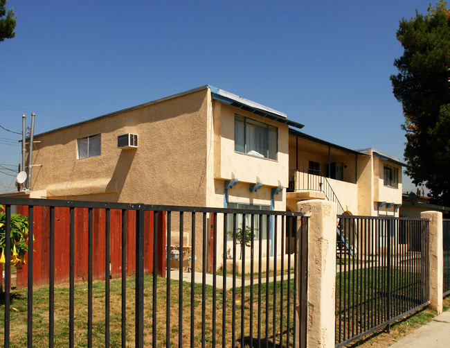 815 N Vineyard Ave in Ontario, CA - Building Photo - Building Photo