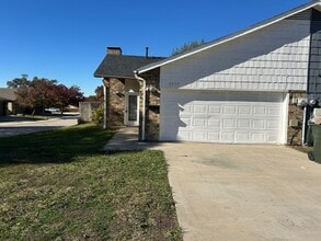 2270 Jackson Cir in Carrollton, TX - Building Photo - Building Photo