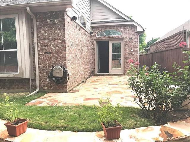 9400 Western Trail in Irving, TX - Building Photo - Building Photo