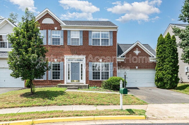 property at 21449 Humbolt Square