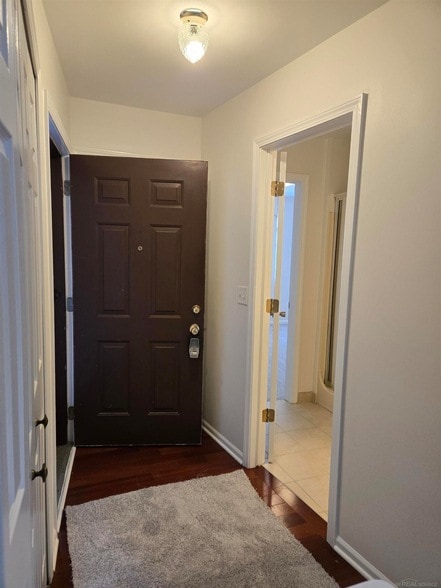 38664 Harrison Creek Ct in Harrison Township, MI - Foto de edificio - Building Photo