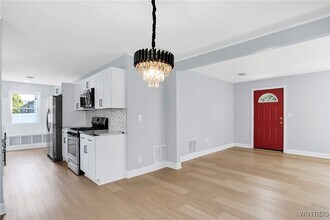 28 Campus Dr W in Amherst, NY - Building Photo - Building Photo