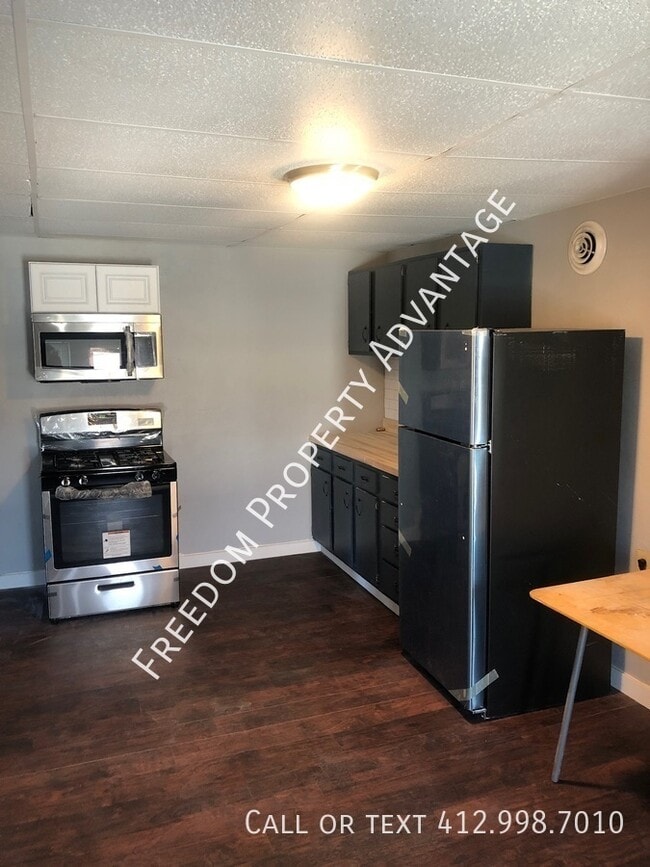 property at 129 S 17th St