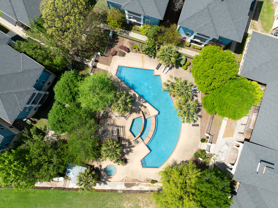 Villagio in San Marcos, TX - Building Photo