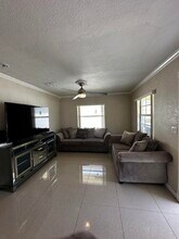 12104 69th St N in West Palm Beach, FL - Building Photo - Building Photo