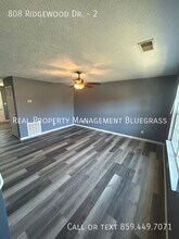 808 Ridgewood Dr-Unit -2 in Berea, KY - Building Photo - Building Photo