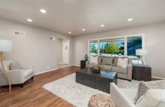 1718 Virginia Ln in Billings, MT - Building Photo - Building Photo