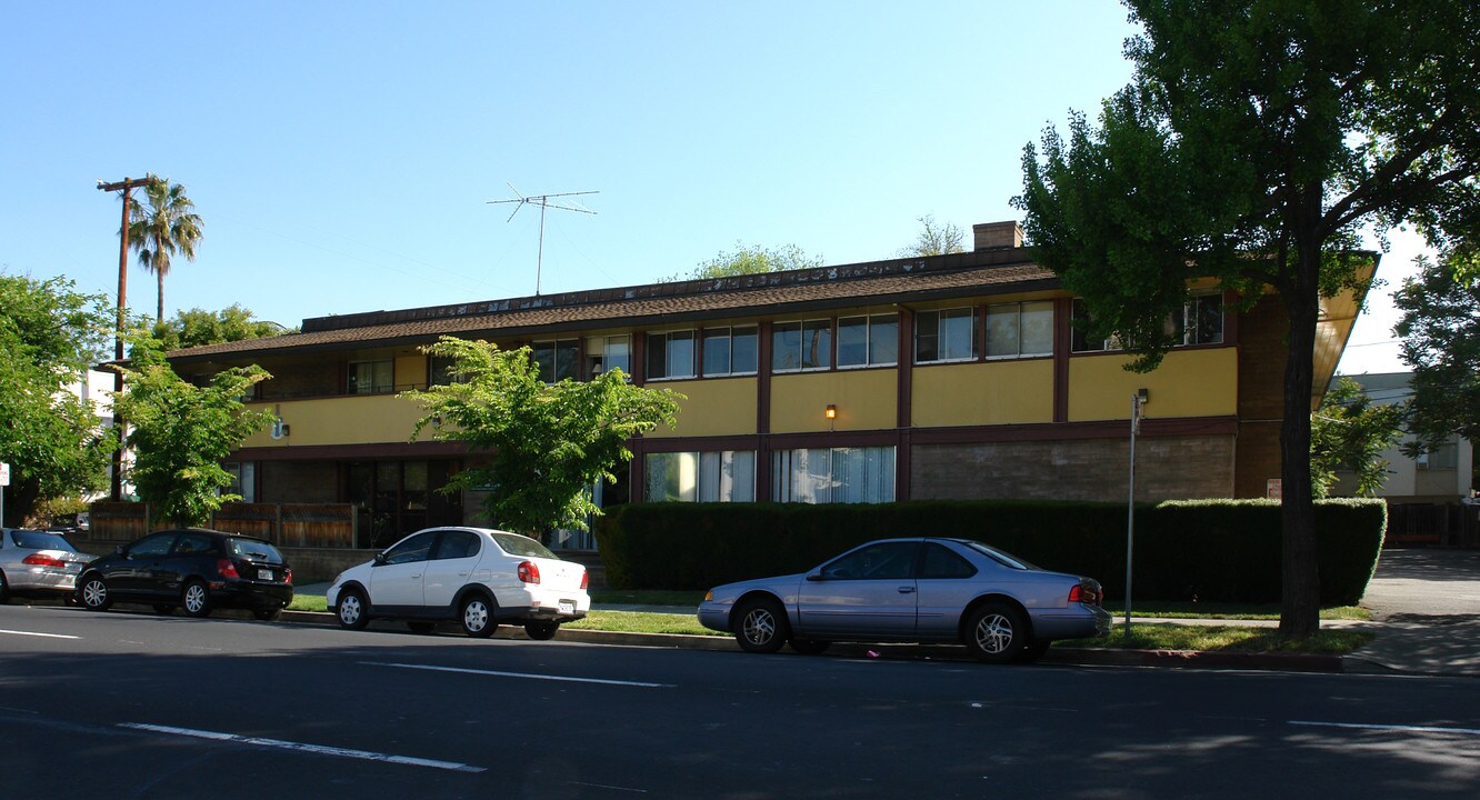 234-262 S 11th St in San Jose, CA - Building Photo