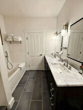 1408 Pleasant St in Cincinnati, OH - Building Photo - Building Photo