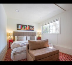 1594 Manning Ave, Unit 1594.5 in Los Angeles, CA - Foto de edificio - Building Photo