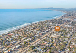 1353 N Vulcan Ave in Encinitas, CA - Building Photo - Building Photo