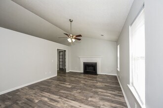 419 Old Plantation Dr in West Columbia, SC - Building Photo - Building Photo