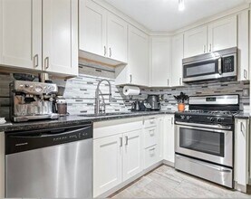 420 Jefferson St in Hoboken, NJ - Building Photo - Building Photo