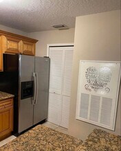 7667 N Wickham Rd, Unit 724 in Melbourne, FL - Foto de edificio - Building Photo