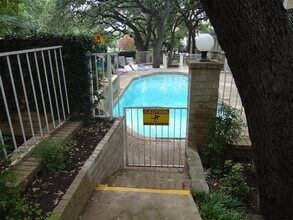 916 E 32nd St in Austin, TX - Building Photo - Building Photo