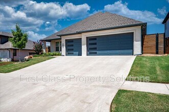 7317 NW 159th Terrace in Edmond, OK - Building Photo - Building Photo