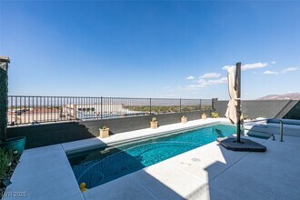 2162 Sunset Valley St in Henderson, NV - Building Photo - Building Photo