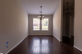 7 Donegal Ct in Simpsonville, SC - Building Photo - Building Photo