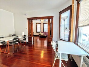 49 Flynt St, Unit 1 in Quincy, MA - Building Photo - Building Photo