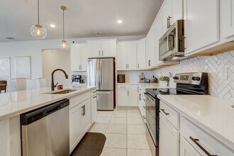 362 Sofia Ln in Lake Alfred, FL - Foto de edificio - Building Photo